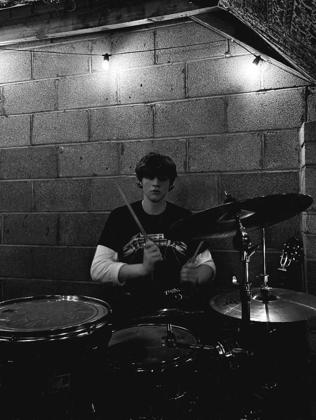Jack Topham performing